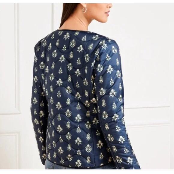 Talbots QUILTED JACKET | Plus 2X, Blue & Cream Floral Ditsy Foulard - Picture 13 of 13